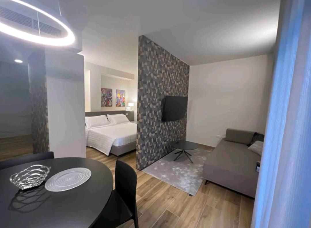 A&G Suites Parma Ngoại thất bức ảnh