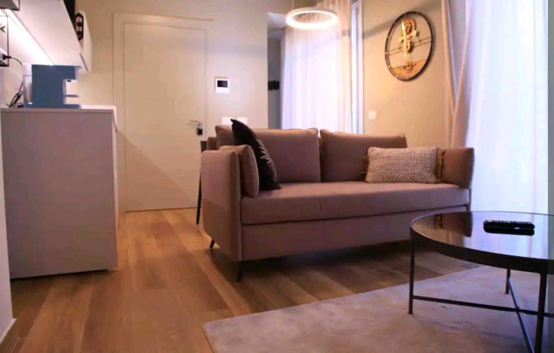 A&G Suites Parma Ngoại thất bức ảnh