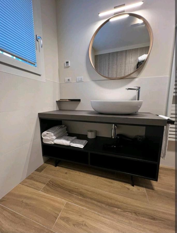 A&G Suites Parma Ngoại thất bức ảnh