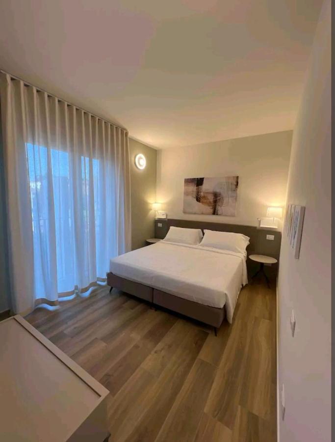 A&G Suites Parma Ngoại thất bức ảnh
